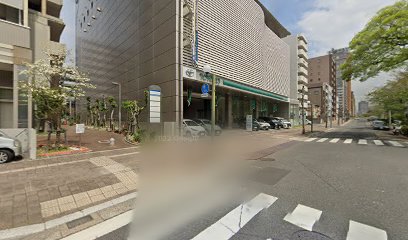 トヨタ au取扱店 広島トヨペット株式会社 観音店