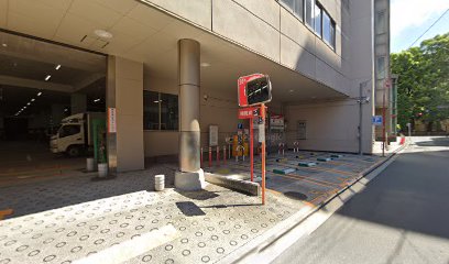 三井のリパーク 本郷郵便局駐車場