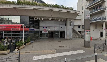 Centre D'Échanges Gare De Vaise