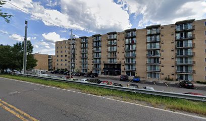 Solon Club Apartments