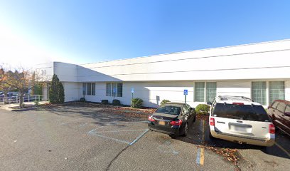 Peconic Bay Medical Group Medicine at Riverhead, Commerce Drive