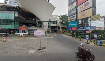 Pintu keluar Mall Bumi Kedaton