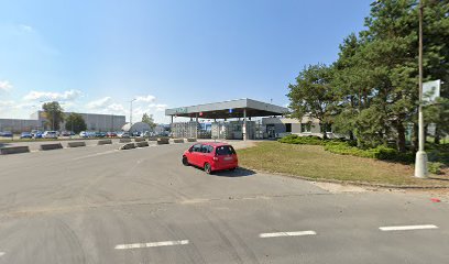 nákladní vrátnice a parkoviště zaměstnanců Siemens