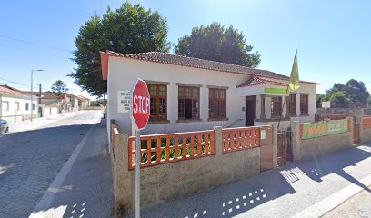 Antiga escola primária de Pedras Rubras