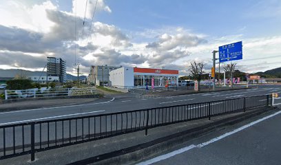 auショップ 伊万里中央 [ UQ モバイル取扱店]