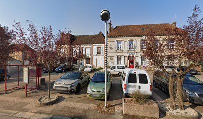 Parking de la Mairie