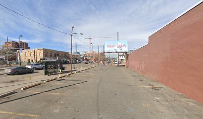 2009 Larimer St Parking