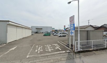 コメリ 花園店 駐車場