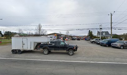 Garage Esso Caplan (Jonathan Sweeney prop.)