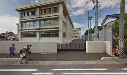 柏崎市立枇杷島小学校