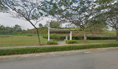 Golf Course Kota Seriemas, Persiaran Seriemas