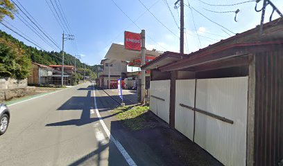 ENEOS 産山 SS (井商店)