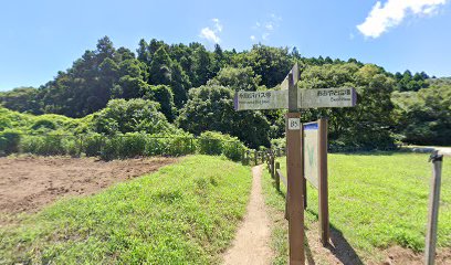 円海山 なばな休憩所への入口