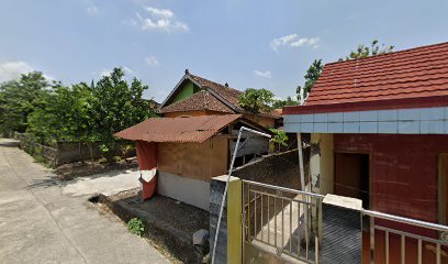 Rumah prawoto/Siti patonah
