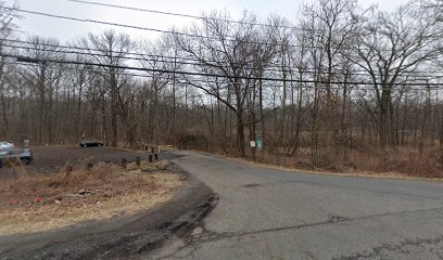 Tallman Mountain State Park parking lot