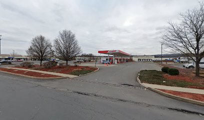 GIANT Gas Station