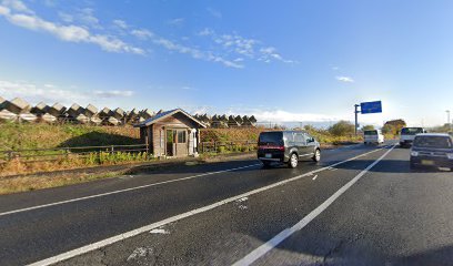 競馬場前