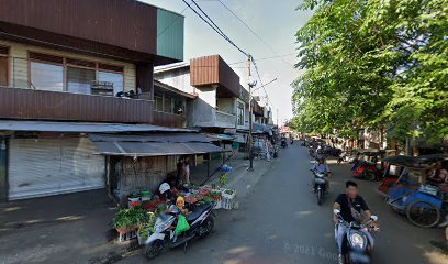 Tukang Gigi 'Bintang Siang'