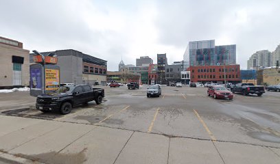 120-136 Carling St Parking