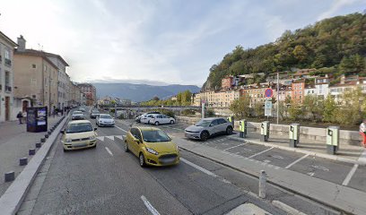 Grenoble-Alpes Métropole Charging Station