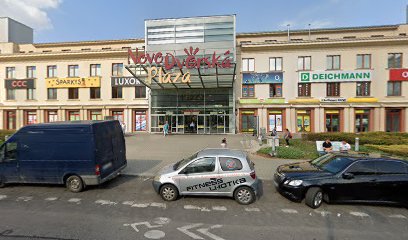 Kara - Novodvorská Plaza