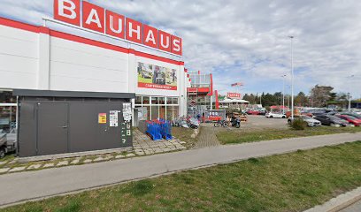 Parkplatz Bauhaus