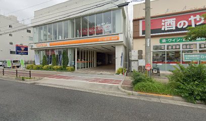 トヨタ au取扱店 トヨタカローラ新大阪株式会社 上新庄店