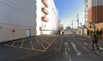 サンシティ地下駐車場