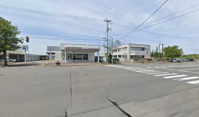 青森三菱自動車販売（株）問屋町ボディー工場