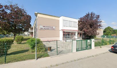 Volksschule Rudolf Scheicher im Ungarviertel