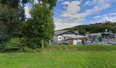 Lagerhaus Tankstelle