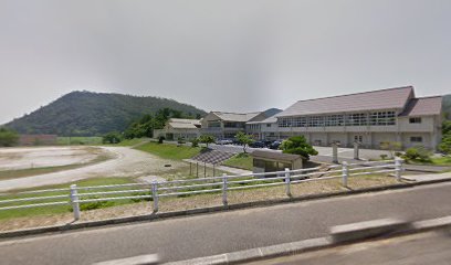 隠岐の島町立都万中学校