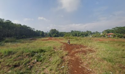 Lapang Ciekek dekat Orang yang Ku Sayang