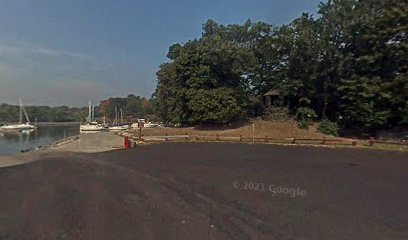 Glen Island boat ramp