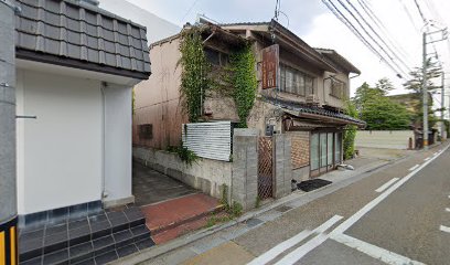 蘆川美術店