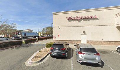 COVID-19 Drive-thru Testing at Walgreens