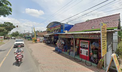 Yuni’s Car Wash (Cuci Mobil-Motor-Karpet) Hidrolik Gondanglegi