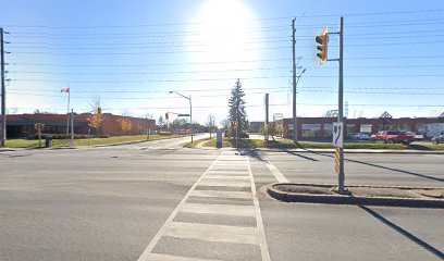 Mulock Dr / Sandford St