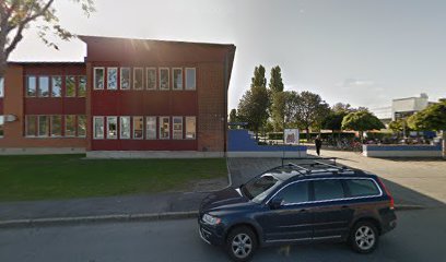 Riksgymnasiesärskolan För Döva Och Hörselskadade