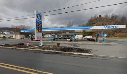 Moon Petroleum Gas Station and Convenience Store