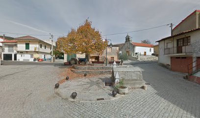 Fonte de Mergulho em Carrapatas