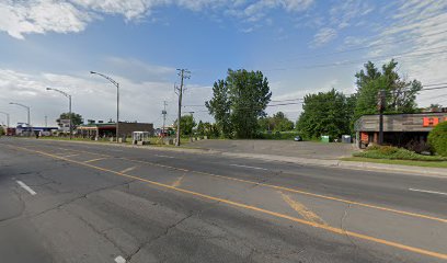 Des Laurentides / Devant le Harvey's