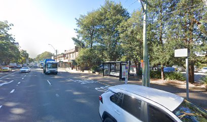 Mona Vale Rd before Memorial Ave