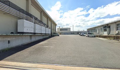 全国農業協同組合連合会福岡県本部 八女自動車農機整備工場