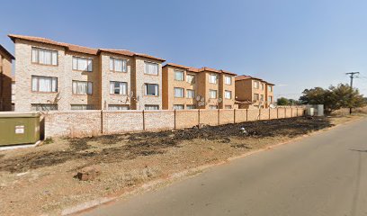 Apartment for sale jirah complex Randfontein