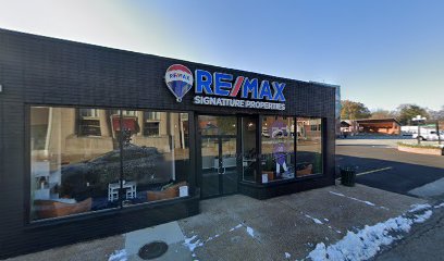 RE/MAX Signature Properties