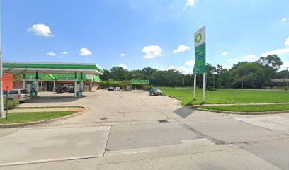 BP Gas Station Car Wash