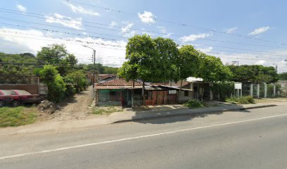 Callejón kiosko verde