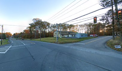 Carriage Square / Rte 196