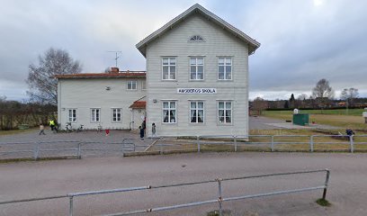 Amsbergs skola